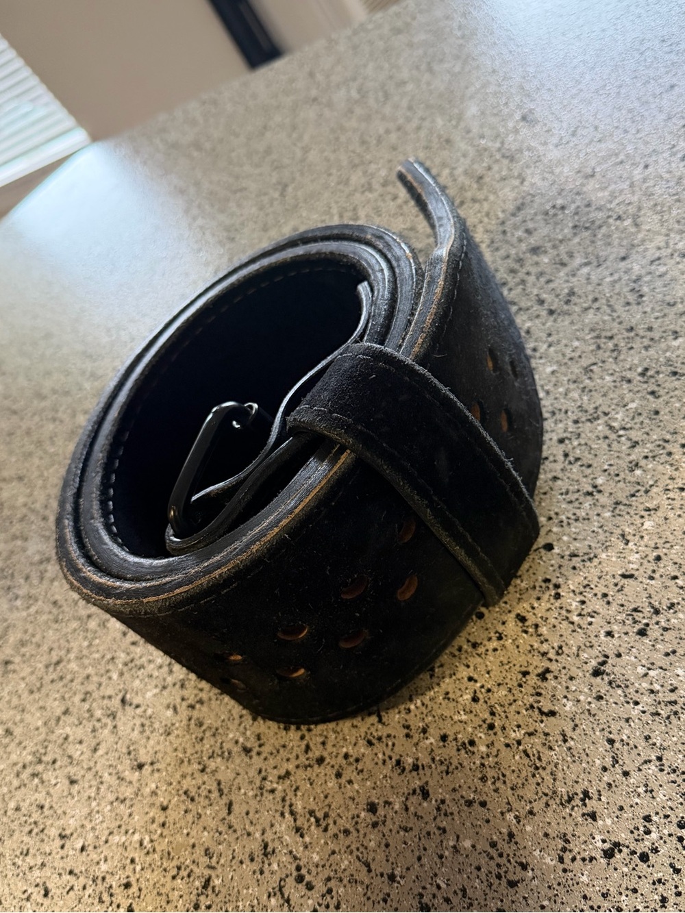 Pioneer weightlifting belt - powerlifting - 4” 10mm suede